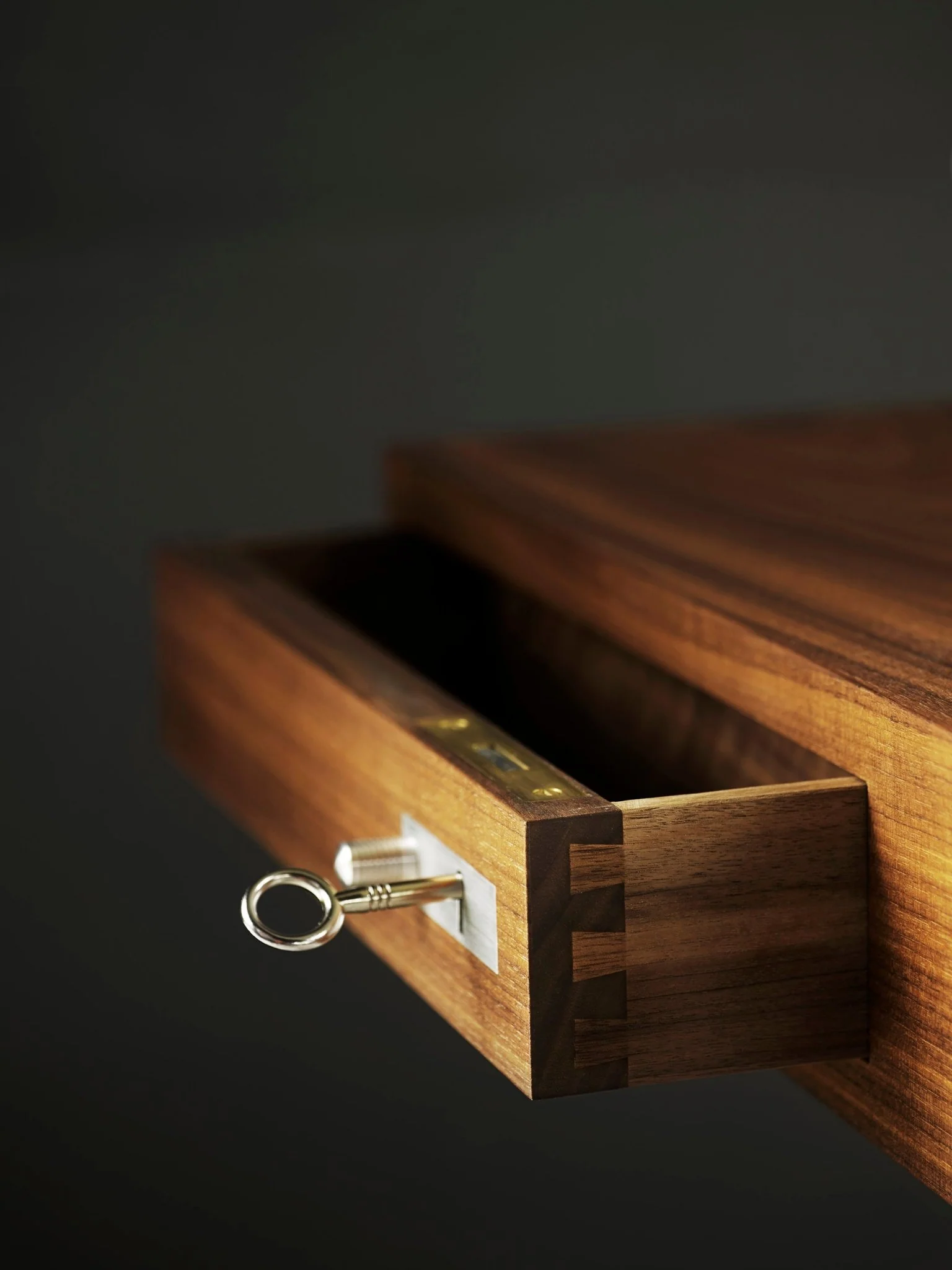 products.gallery.thumbnail_alt