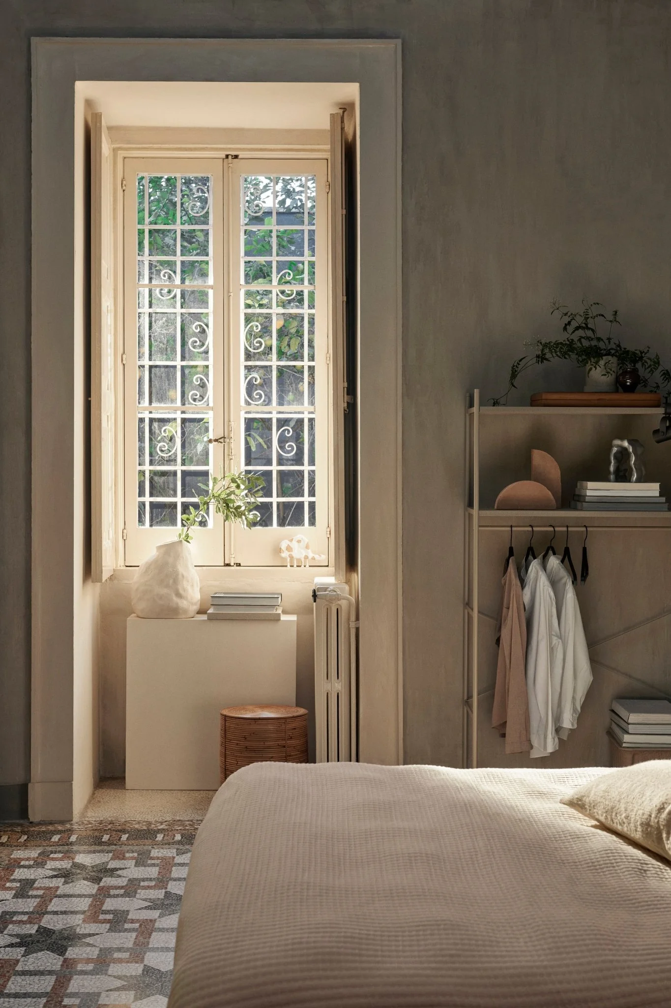 products.gallery.thumbnail_alt