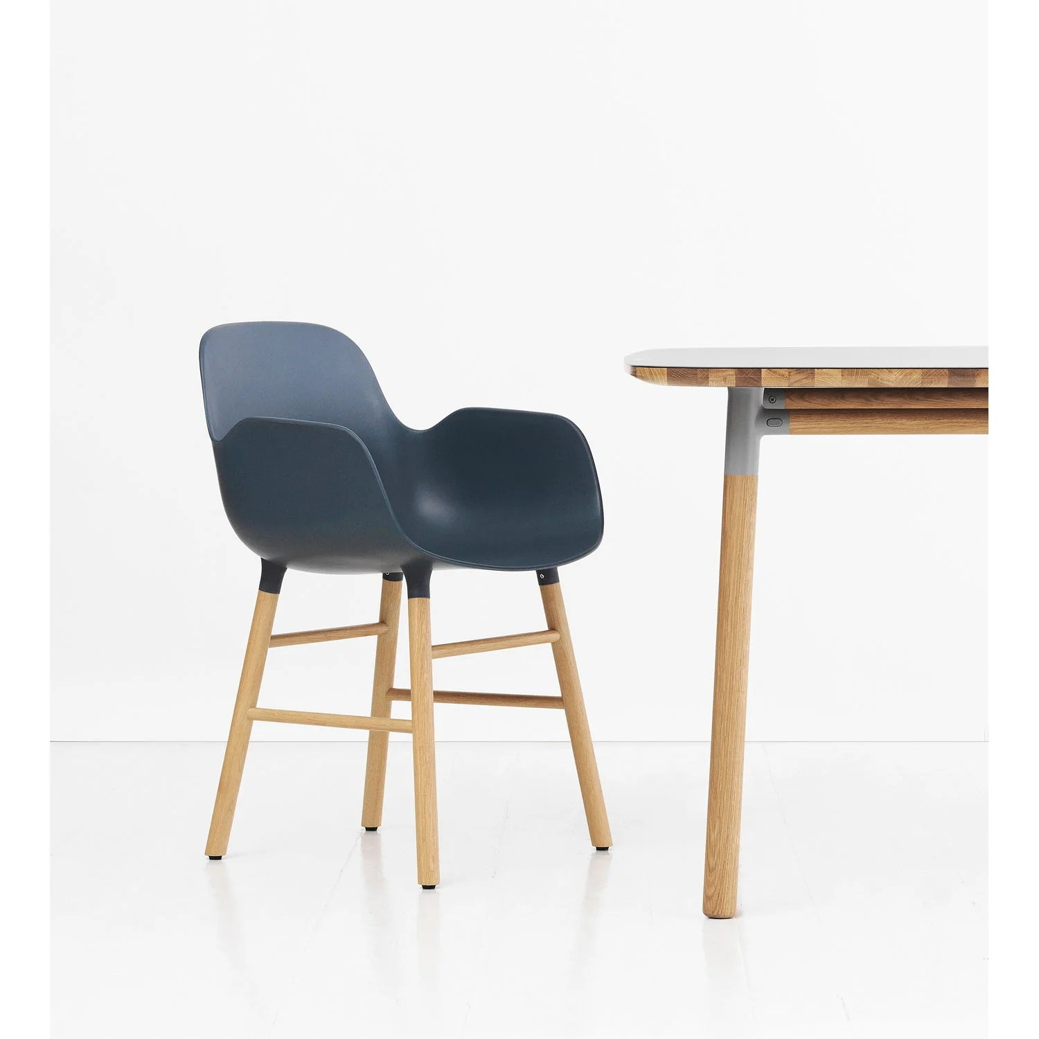 products.gallery.thumbnail_alt