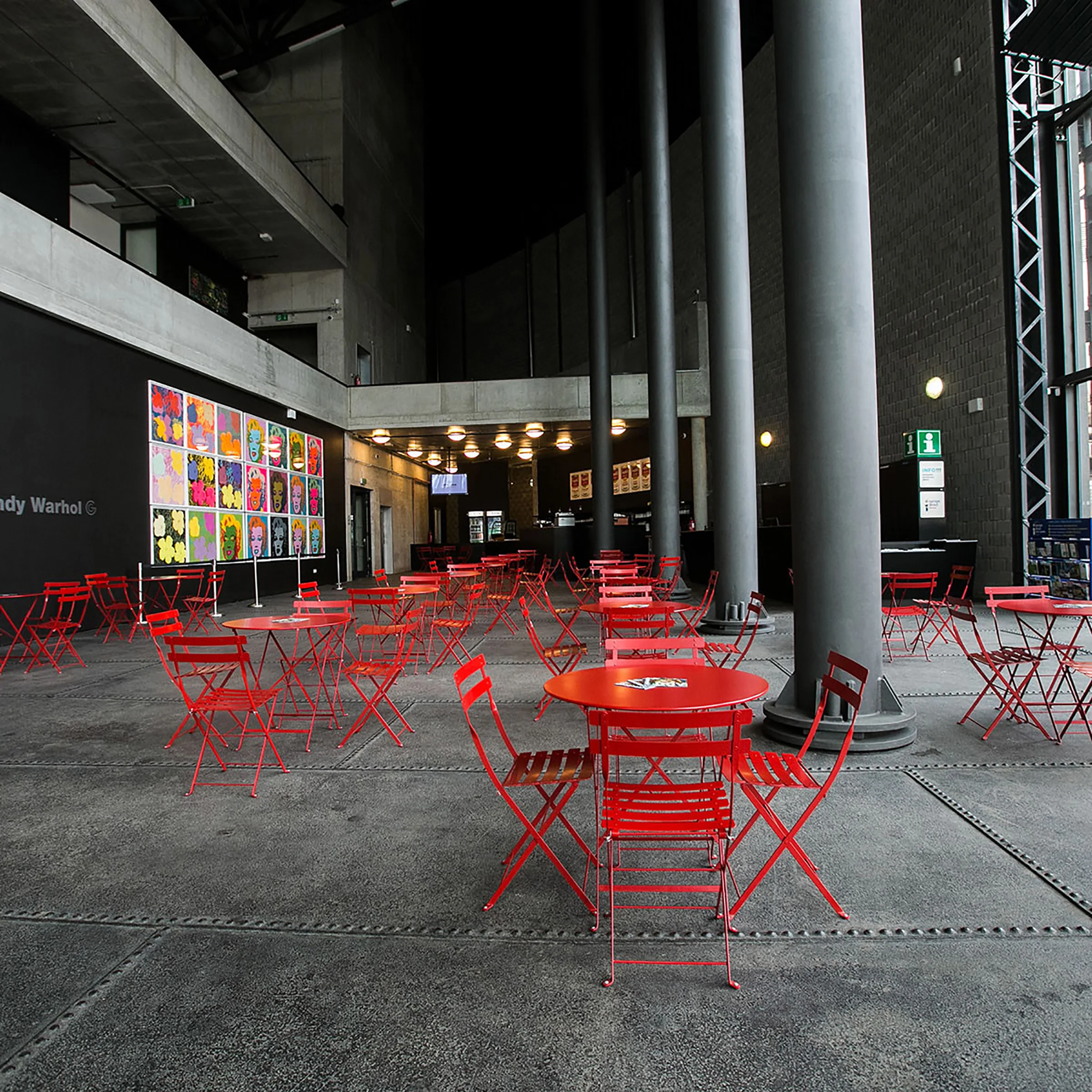 products.gallery.thumbnail_alt