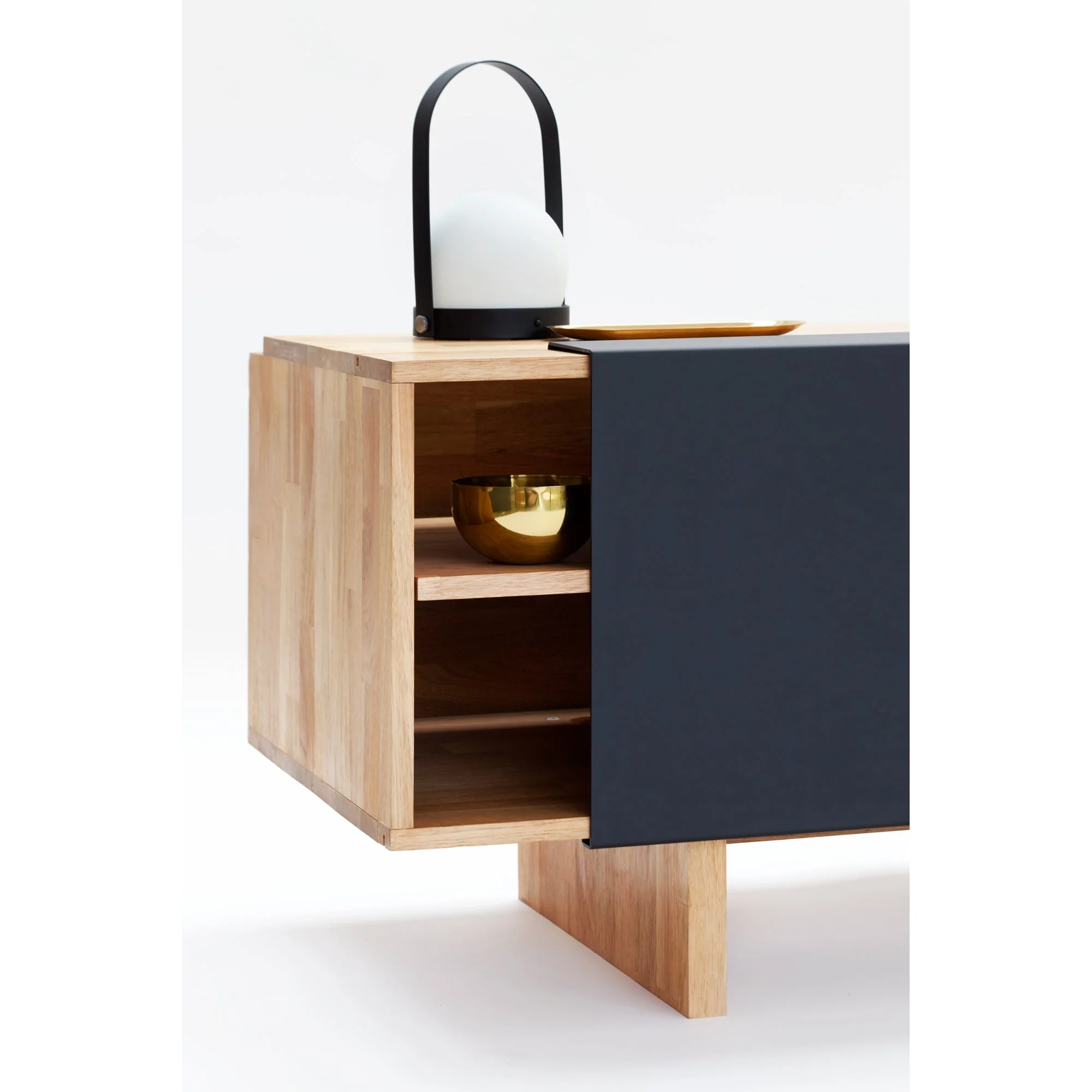 products.gallery.thumbnail_alt