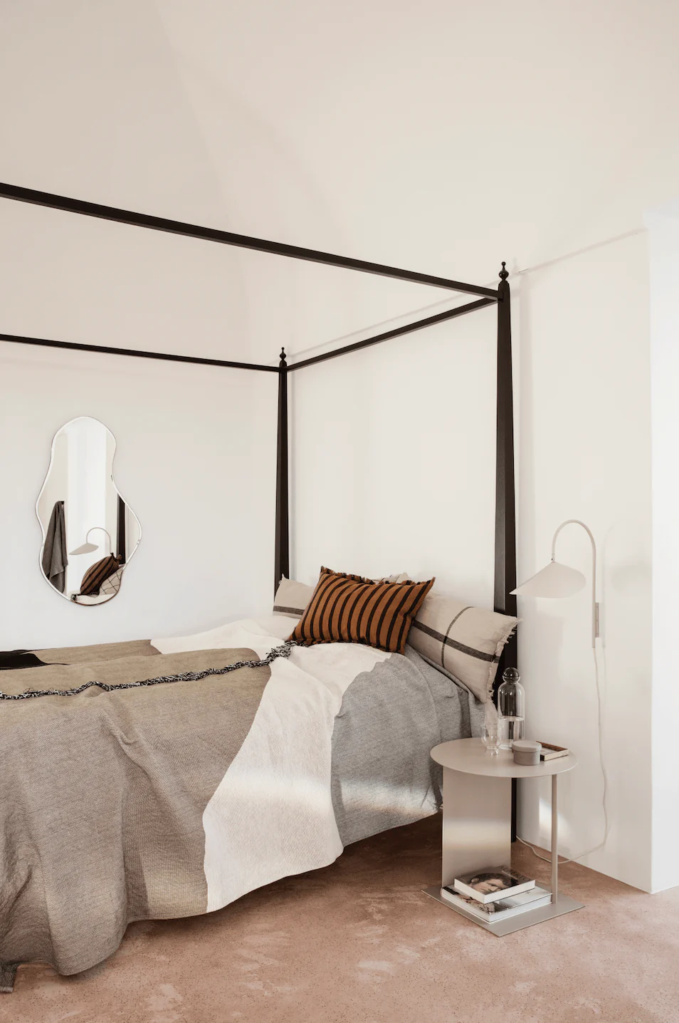 products.gallery.thumbnail_alt