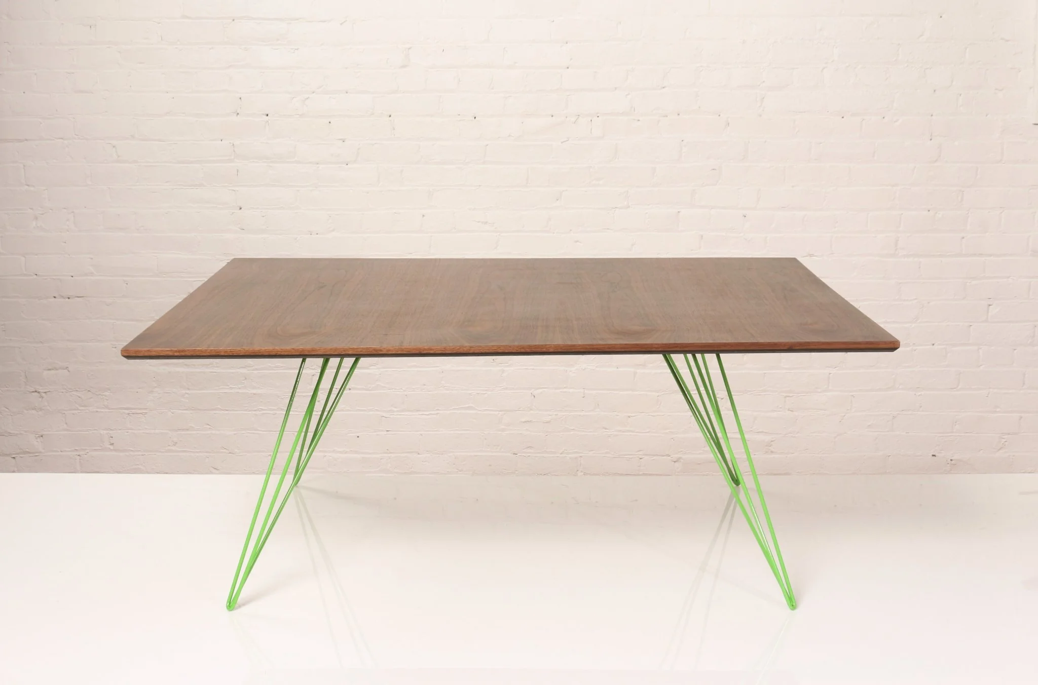 products.gallery.thumbnail_alt