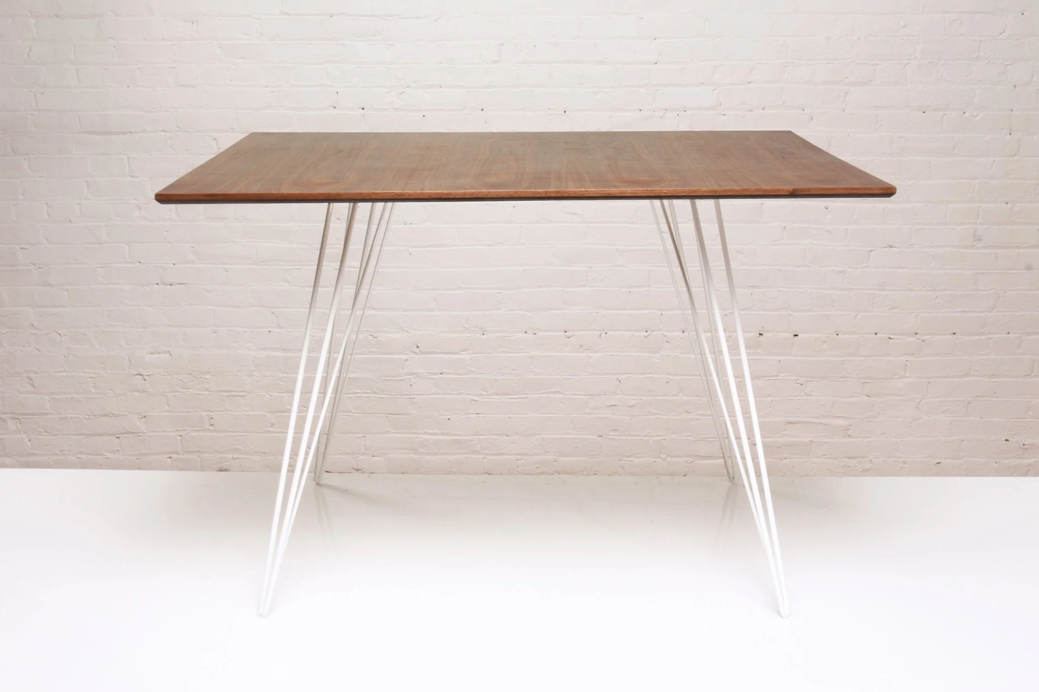 products.gallery.thumbnail_alt