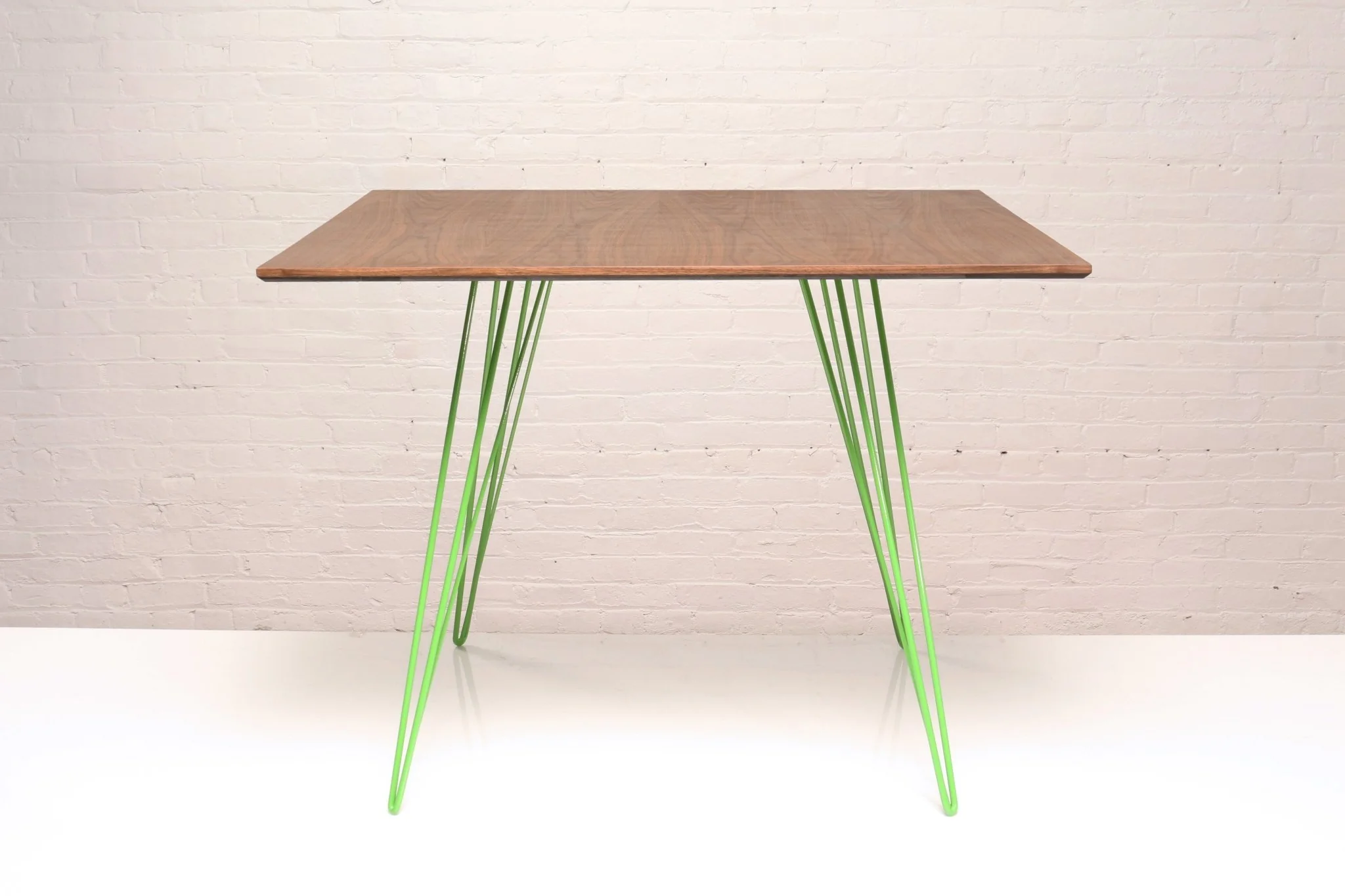 products.gallery.thumbnail_alt